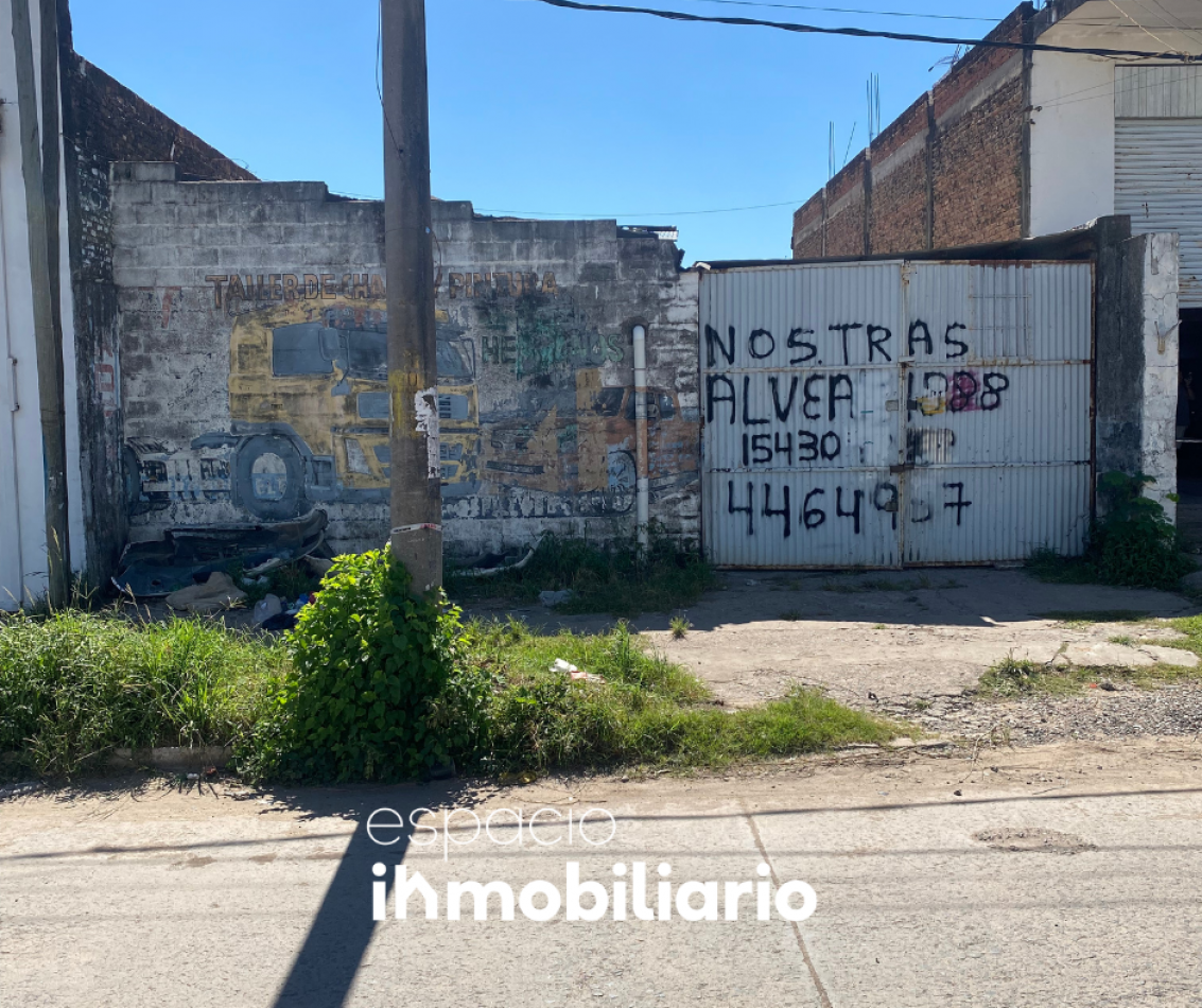 Terreno con galpon a reciclar, Av. Alvear 1400, Resistencia Chaco