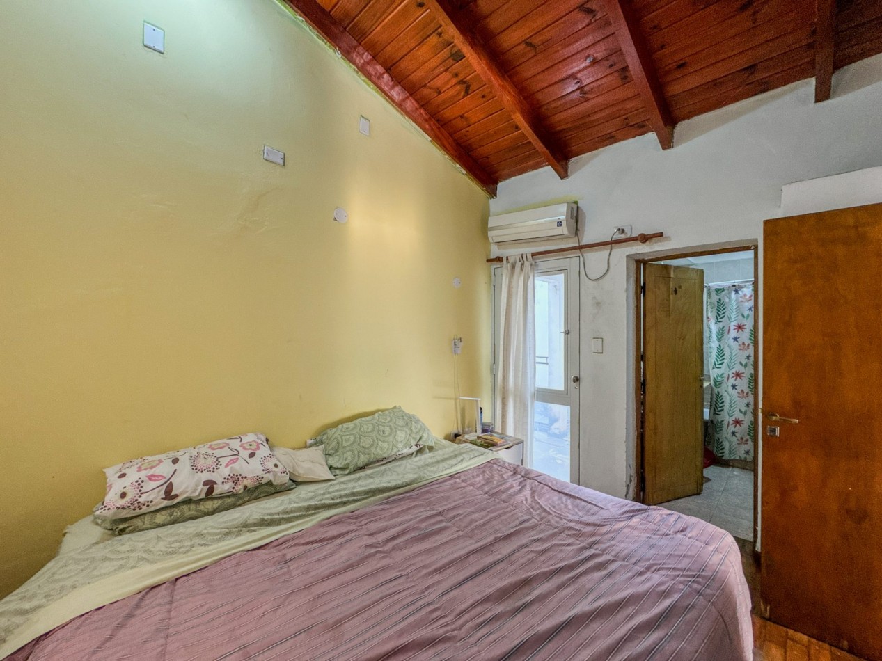 Casa con Local Comercial y Oficinas en Pleno Microcentro