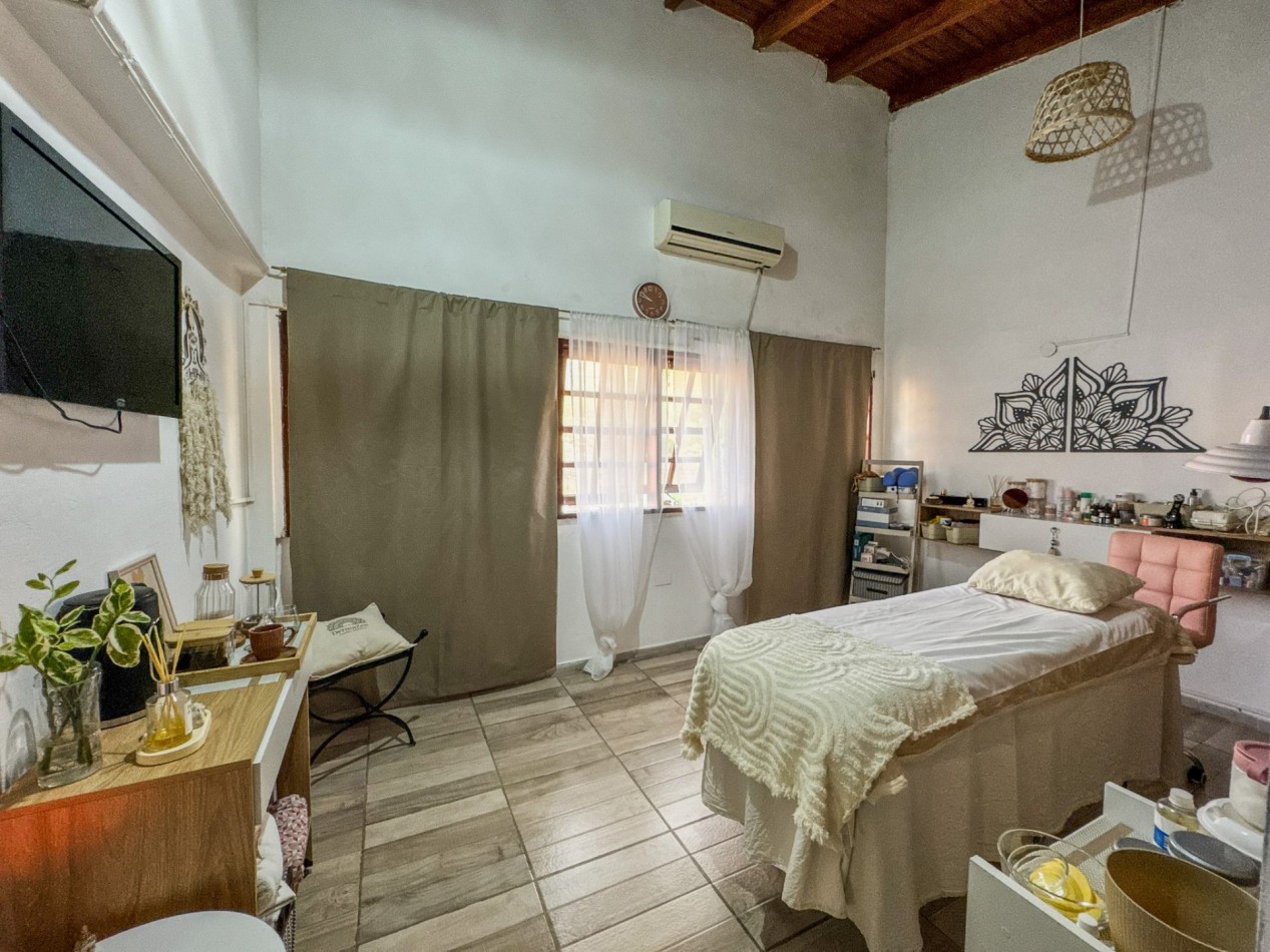 Casa con Local Comercial y Oficinas en Pleno Microcentro