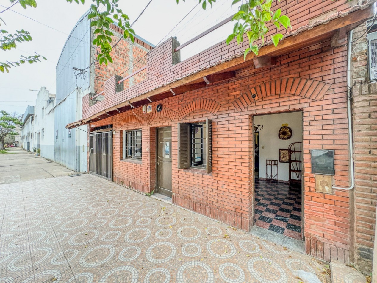 Departamento con Terraza Apta Para Construir Mas Unidades