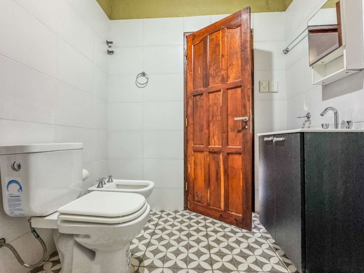 Casa reformada con pileta y parrilla a estrenar — ideal primera vivienda
