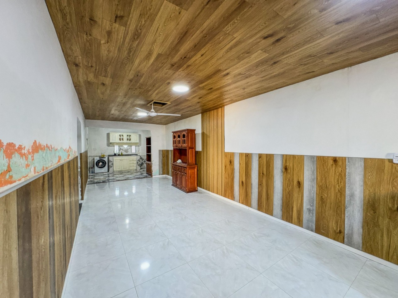 Casa reformada con pileta y parrilla a estrenar — ideal primera vivienda