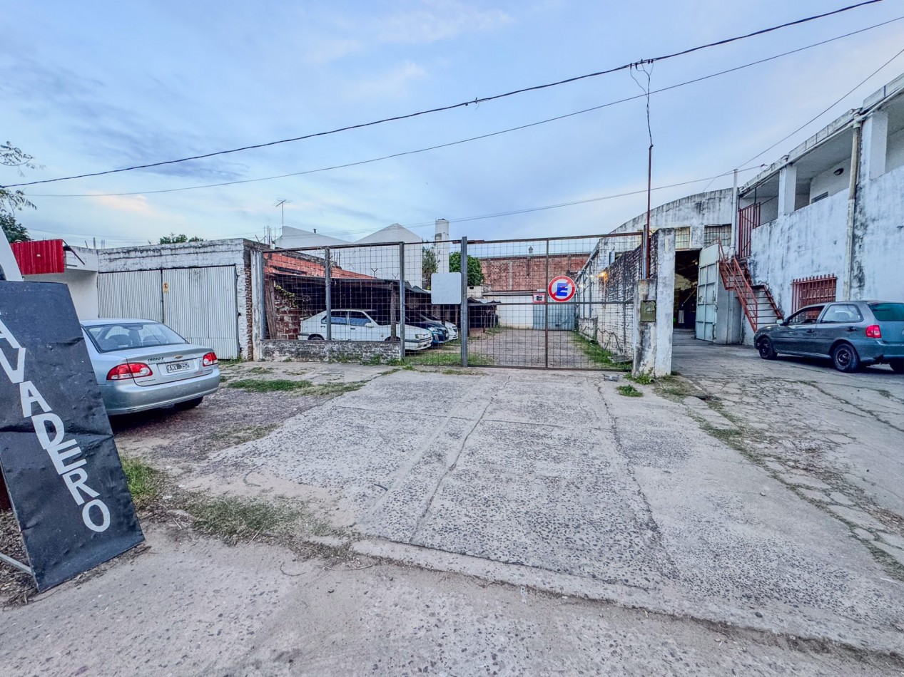 Terreno de 522 m² con galpon a 70 m de Av. 25 de Mayo
