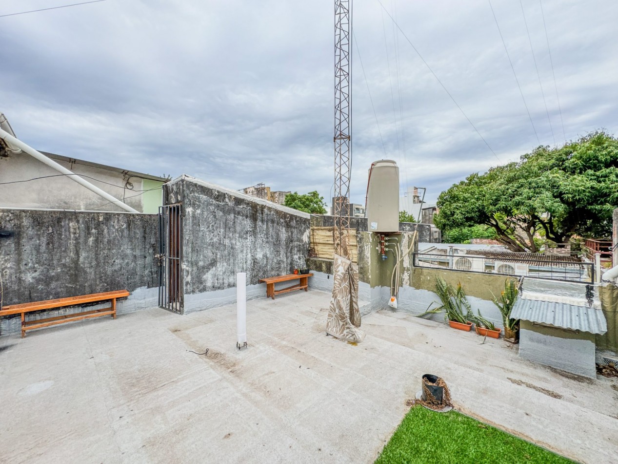 Casa en Macrocentro con losa apta para ampliar en altura