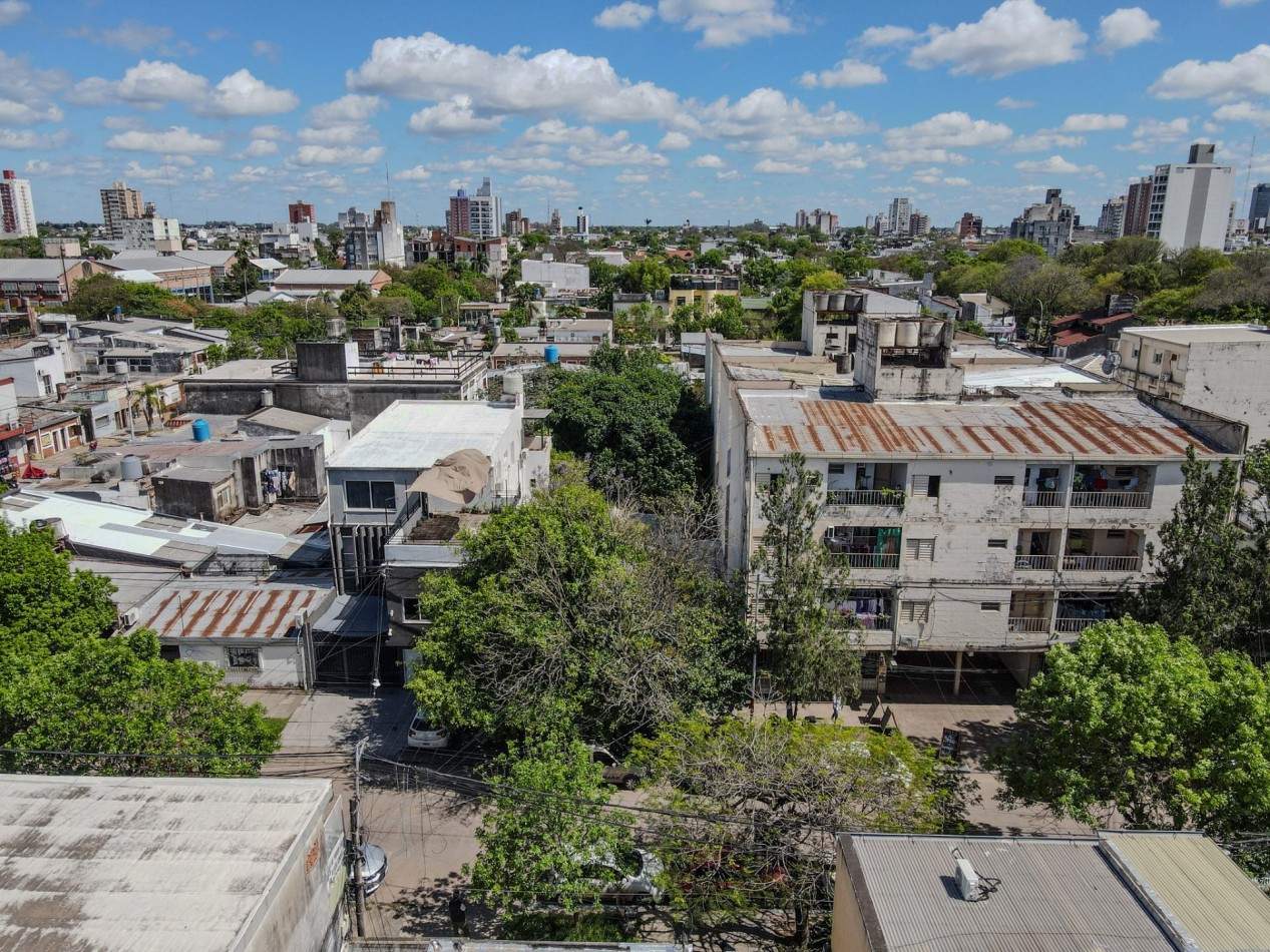 Terreno 11x40 (440 m²) en zona UNNE, apto edificio de hasta 6 plantas