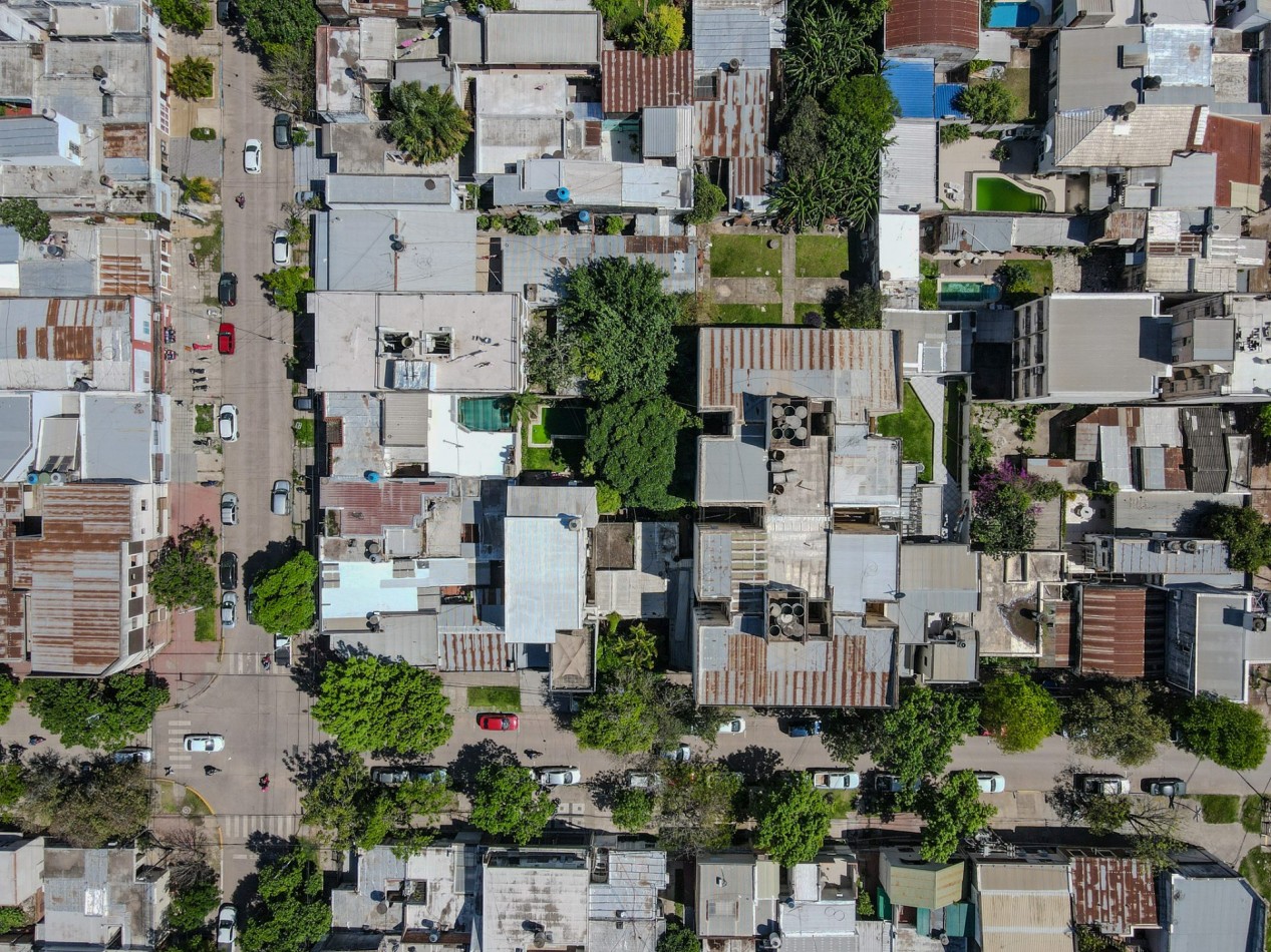 Terreno 11x40 (440 m²) en zona UNNE, apto edificio de hasta 6 plantas