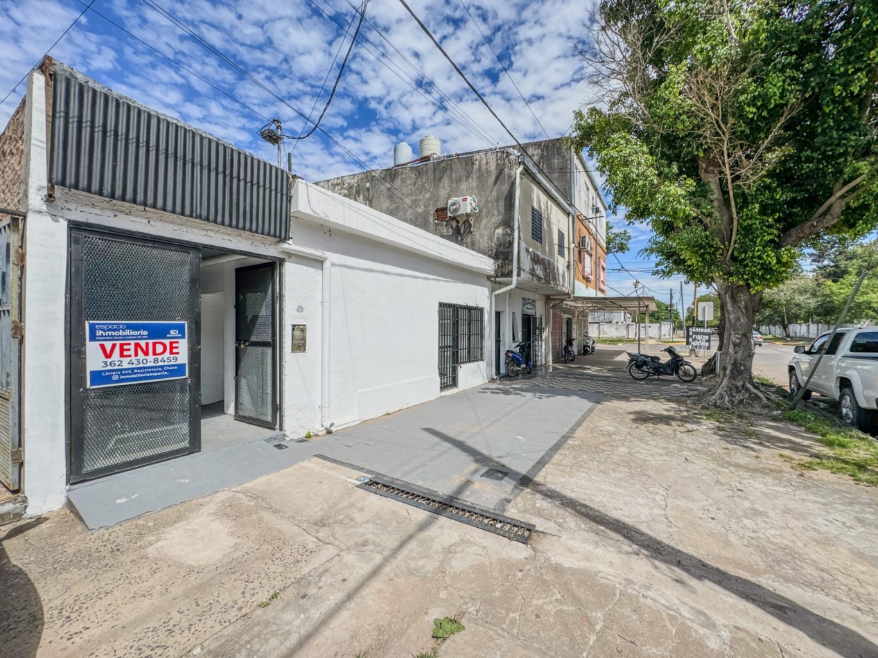 Local comercial con galpon de 190 m² a 20 metros de Av. Hernandarias