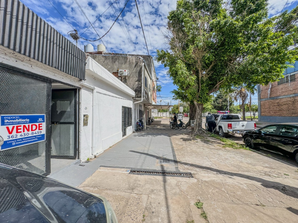 Local comercial con galpon de 190 m² a 20 metros de Av. Hernandarias