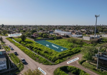 Terreno en esquina de 750 m² a 50 m de Av. San Martin